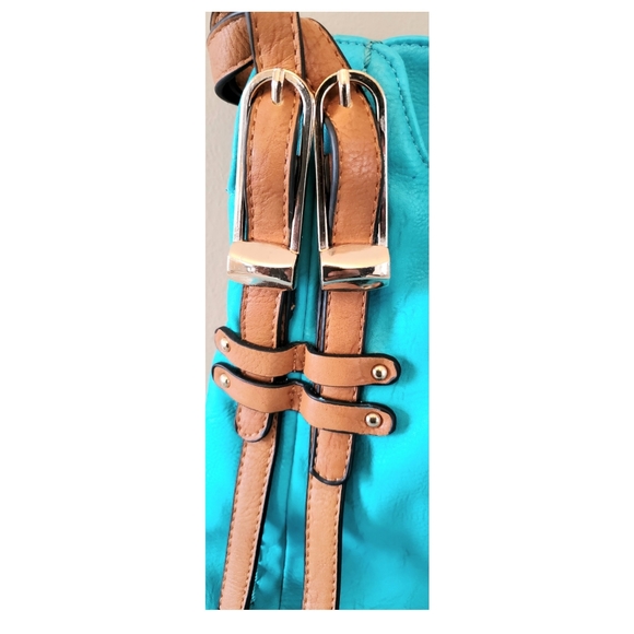 Mint  Butter Bag - Picture 4 of 4